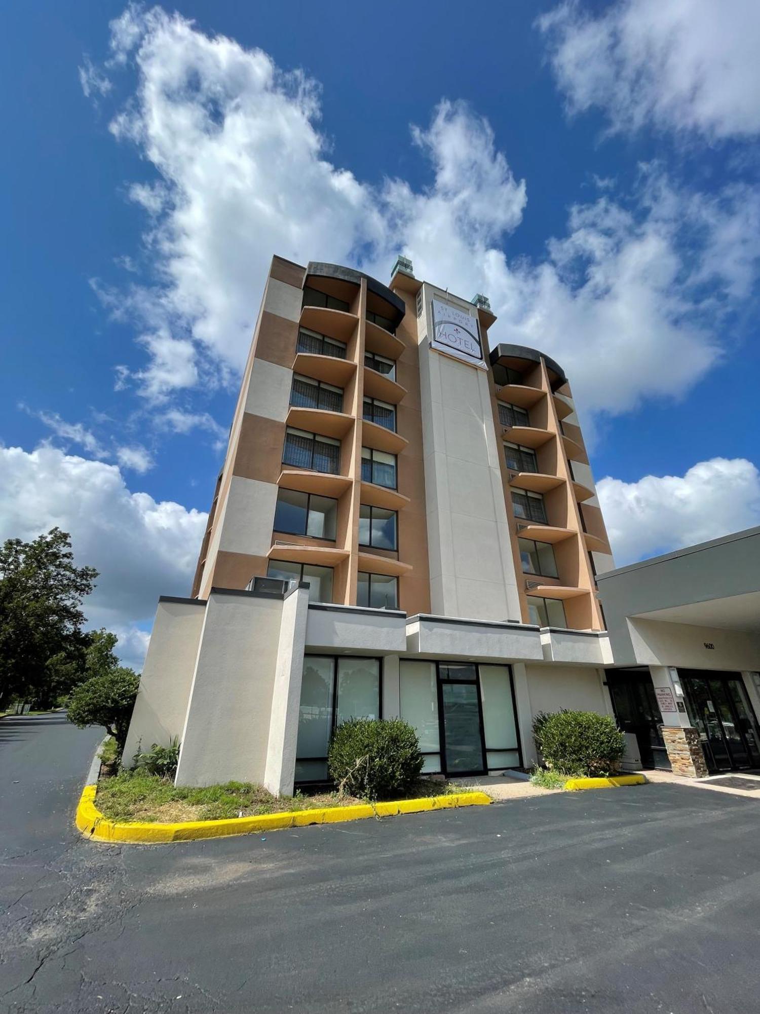 Saint Louis Airport Hotel Woodson Terrace Eksteriør bilde